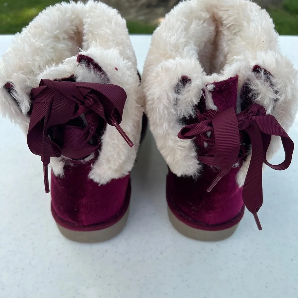 Arizona Burgundy Boots Size 11
